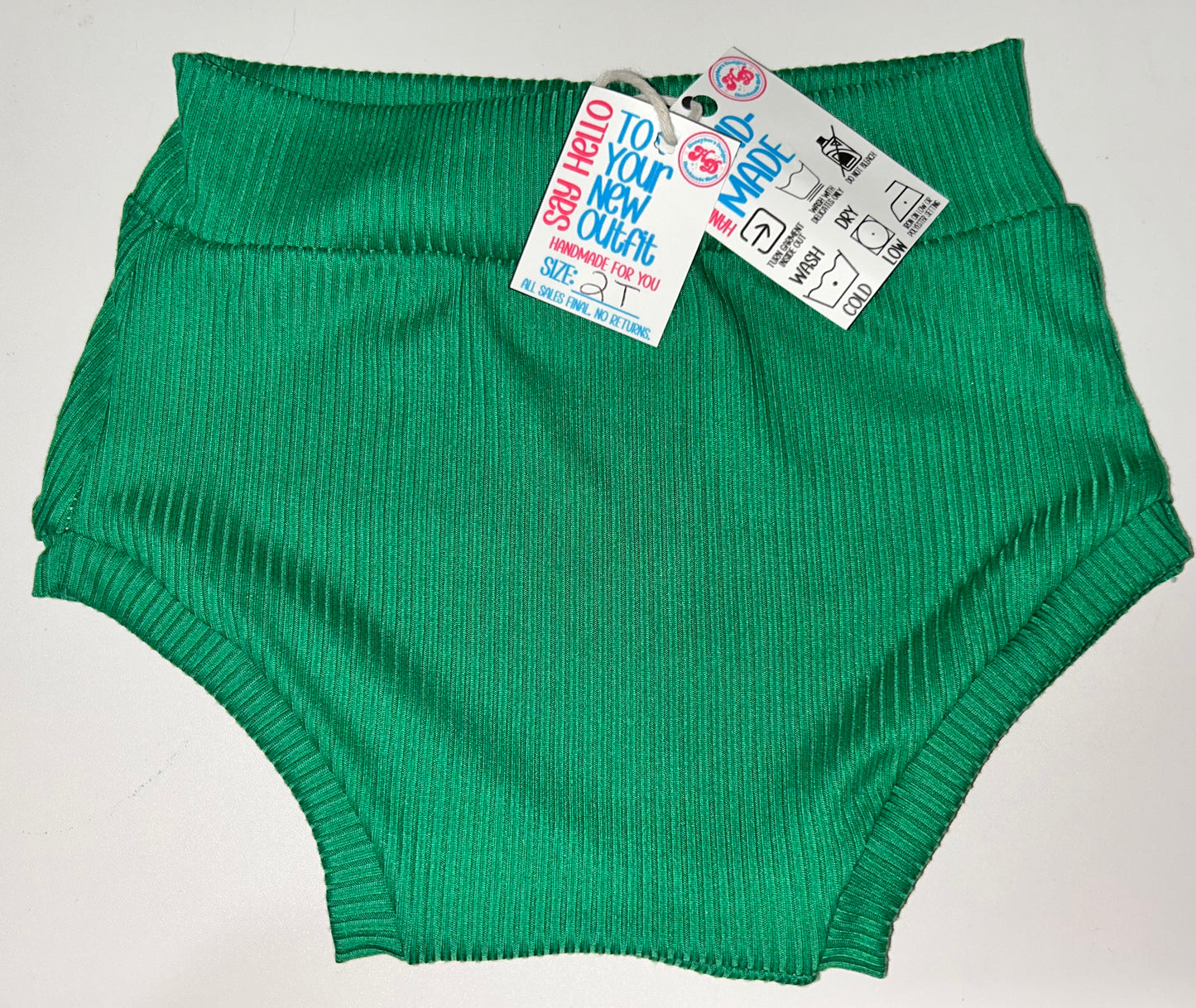 Girls 2T green ribbed bummies shorts