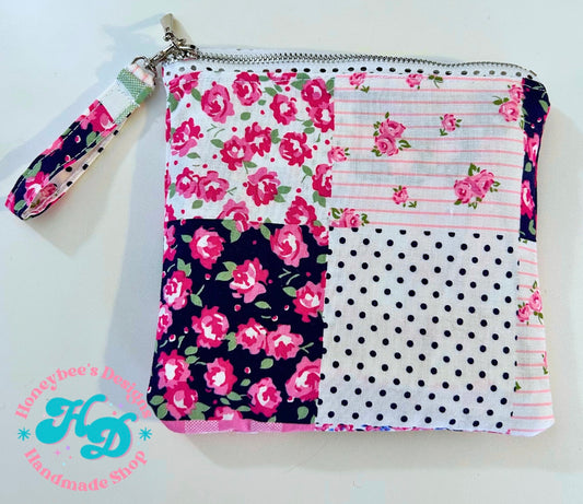 Zippered patchwork spring pouch